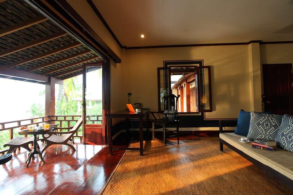 Sunset Villa By Burasari لوانغ برابانغ المرافق الصورة